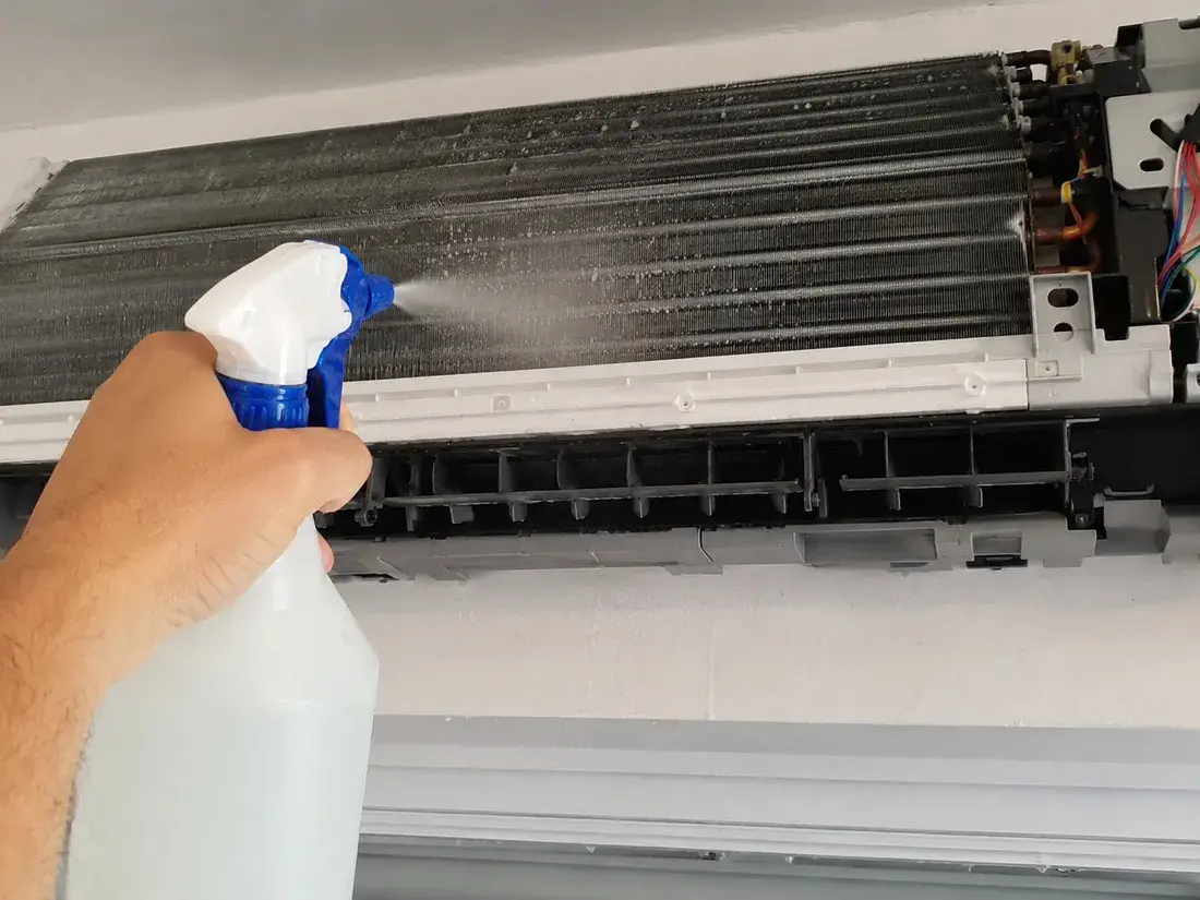 Servis unutrašnje jedinice klime